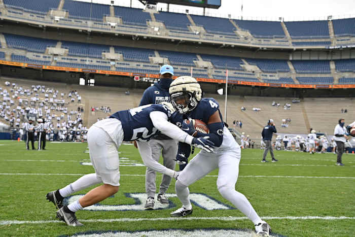 Freshman cornerback Kalen King (4)